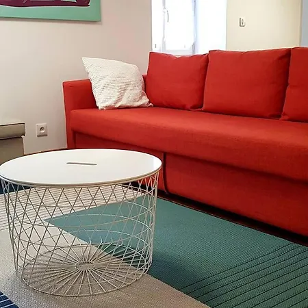 Cosy + Cool Burgundy Beaune (Cote d'Or)