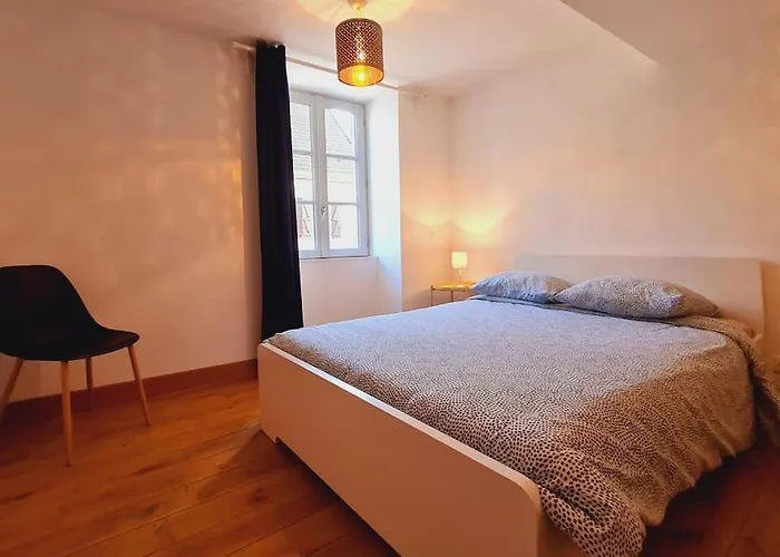 Cosy + Cool Burgundy